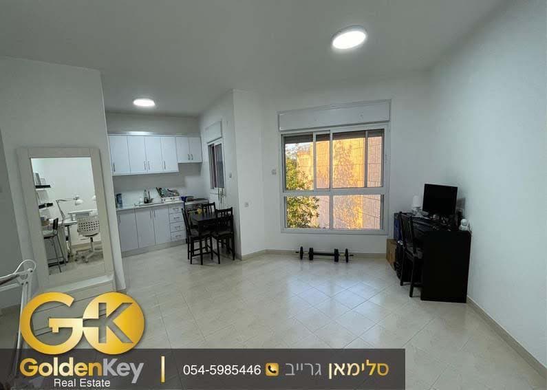 תמונה ממוזערת 4